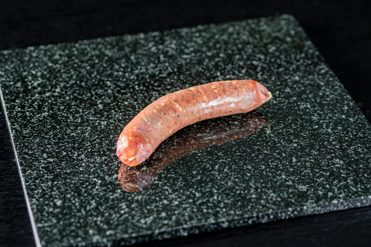 Yamato venison frankfurter in Gibier Kobo Yamato’s original product photograph.